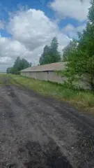 Нежилое здание — склад запасных частей, 360,7 кв.м, Челябинская область. Нежилое здание — склад запасных частей, расположенное по адресу: Челябинская область, Октябрьский район, п.Свободный, ул. 40 лет Победы, д.2б, кадастровый номер 74:17:1303001:642, площадью 360,7 кв.м. Количество подземных…