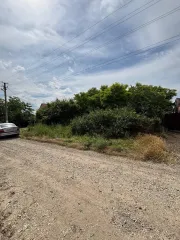 Земельный участок 2452 кв.м и жилой дом 43.8 кв.м, Краснодарский край Земельный участок с кадастровым номером: 23:36:0803006:38, площадью 2452 +/- 20 кв.м., расположенный по адресу: Местоположение установлено относительно ориентира, расположенного в границах участка. Почтовый адрес ориентира…