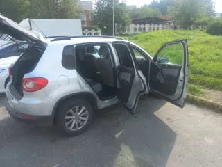Volkswagen Tiguan 2010, автомобиль марки VOLKSWAGEN, модель Tiguan, 2010 года выпуска, VIN:XW8ZZZ5NZAG102105. Организатор торгов без совместного присутствия обеспечивает возможность ознакомления с подлежащим продаже на торгах имуществом должника и имеющимися в отношении этого имущества…
