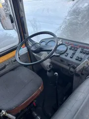 ПАЗ 32053-70, 2017 года изготовления, VIN X1M3205BXH0001803. Автобус для перевозки детей. ПТС 52 ОС 329102 от 15.06.2017 г., модель, № двигателя 523420 Н1001833, кузов № Х1М3205ВХН0001803, цвет желтый, государственный регистрационный номер Т785УХ55. Объем двигателя: 4670 куб. см.