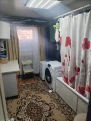 1/5 доли квартиры, 73,2 м², Тамбовская обл. 1/5 доля квартиры в Тамбове еще 1/5 доля квартиры в Тамбове еще 1/5 доля в квартире, площадью 73.2 кв.м., назначение: жилое, адрес (местонахождение): Россия, Тамбовская обл, Тамбов, Карла Маркса/Державинская, дом 152/7, квартира 8, кадастровый (условный)…