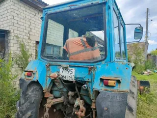 МТЗ-80 1991 МТЗ-80 трактор колесный Марка, модель КТС - МТЗ-80, наименование (тип КТС) - трактор, гос. № 7195 ВМ 25, год выпуска 1991, паспорт самоходной машины ВВ192792, заводской № машины 760555, двигатель № 767776, Шасси (рама)№ 760555, мощность двигателя, кВт 3300, цвет - синий.