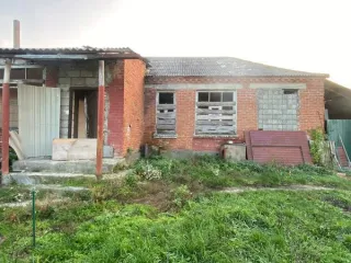 Нежилое здание 73.7 кв.м, РСО-Алания, с кадастровым номером 15:08:0090115:47, площадью 73,7 кв.м, расположенное по адресу: РСО-Алания, Пригородный район, с. Сунжа, ул. Набережная, д.14 и находящийся под зданием земельный участок с кадастровым номером 15:08:0170180:158, площадью 368 кв.м…