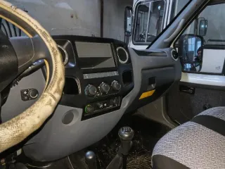 ЭТЛ ТЕХНО АС 1 на базе ГАЗ 2022 года выпуска, регистрационный номер В862НА 702. Специализированный автомобиль, оснащённый оборудованием для диагностики, испытаний и ремонта кабельных линий. Лаборатория предназначена для работы в полевых условиях и позволяет проводить комплекс электротехнических…