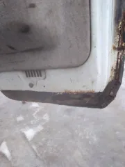 ГАЗ2705 2004 года выпуска. VIN: ХТН27050040355411. Государственный регистрационный знак: Н812ВУ98.