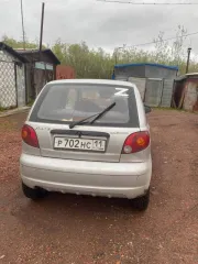 Daewoo Matiz 2010 года, 51 л.с., пробег 62503 км. VIN: XWB4A11CDAA293160. Цвет кузова: серебристый. Номер двигателя: F8CV 512790KC2. Двигатель снят, автомобиль разукомплектован.
