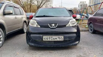 Peugeot 107, 2007 года, 68 лс, 274236 км. Автомобиль PEUGEOT 107, 2007 года выпуска, VIN - VF3PNCFAC88172290, цвет: черный, рег. знак: Е693АМ164. Учтено техническое состояние: коррозийные повреждения порогов. Имеются потертости, вмятины, сколы лакокрасочного покрытия. Требуется химчистка салона.