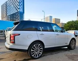 Land Rover Range Rover, 2016 года выпуска, идентификационный номер (VIN): SALGA2EF9GA273536. Ознакомление с порядком, сроками и условиями продажи имущества осуществляется в рабочие дни с 09:00 до 18:00 по e-mail: lapinavalentine@gmail.com.