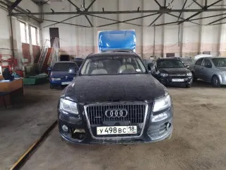 Ауди Q5 Quattro 2.0, год выпуска 2010, госномер У498ВС18, VIN WAUCFC8R9BA032827, цвет черный, объем 1984 см³, мощность 211 л.с., тип легковой универсал. Ключи в наличии, документов нет. ВАЗ 21053, год выпуска 2007, госномер С608ОТ18, VIN XTA21053082125113, цвет синий, объем 1451 см³, мощность 71.4…