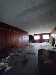 Здание спецназа, 268,3 кв. м, Республика Коми. Имущество, находящееся в собственности муниципального округа «Княжпогостский», расположенное по адресу: Российская Федерация, Республика Коми, м.о. Княжпогостский, г. Емва, ул. Дзержинского, д. 78а, с земельным участком, в составе: Здание спецназа…