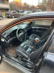Автомобиль марки VOLVO модель S80 2005 г.в. VIN YV1TS614951411215, пробег 230000 км, АКПП, передний привод.