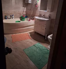 Жилое здание, площадь: 233 кв.м., кадастровый номер: 20:11:0401016:480 и земельный участок, площадь: 800 кв.м., кадастровый номер: 20:11:0401016:479. Категория земель: Земли населенных пунктов, Вид разрешенного использования: Для ведения личного подсобного хозяйства. Адрес  местоположение …