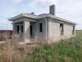 Дом 92,8 кв.м, Самарская область, Ставропольский район Дом, площадью: 92,8 кв.м., с кадастровым номером: 63:32:1702007:6955, земельный участок, площадью: 600 кв.м., с кадастровым номером: 63:32:1702007:2392. Адрес: Российская Федерация, Самарская область, муниципальный район Ставропольский…