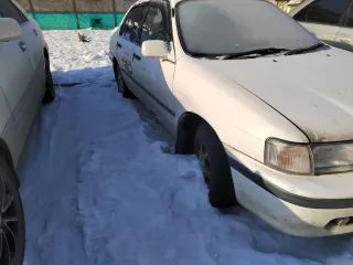 Toyota Corolla, 1992 г.в., тип ТС: легковой седан, регистрационный знак: К841УЕ27.