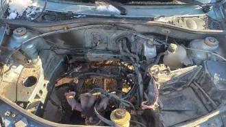 Renault SR 2010, синий. VIN: X7LBSRB1HAH300668, госномер М365УЕ750. Двигатель K7MF710 UF03691, объем 1.6 л (1598 куб.см), мощность 84 л.с.