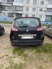 Renault Scenic 2010, черный. VIN: VF1JZ1B0D42981280, ПТС: 78УМ113166, госномер: В311ЕУ45. Производитель: Renault S.A.S. (Франция). Двигатель бензиновый, модель K4MR858, номер D056377, мощность 110 л.с. (81 кВт), объем 1598 куб. см. Кузовной номер: VF1JZ1B0D42981280. Экологический класс 4…