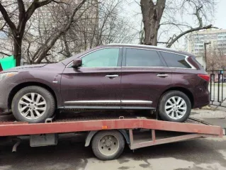 Infiniti QX60 2014 года, цвет темно-красный. VIN: 5N1AL0MMXEC552910, ПТС 78 УУ 673701, госномер С895МЕ777. Двигатель №684705Y, мощность 262 л.с. (193 кВт), объем 3.5 л (3498 куб. см). Максимальная масса 2715 кг, снаряженная масса 2082 кг. Автомобиль не на ходу, был передан судебными приставами на…