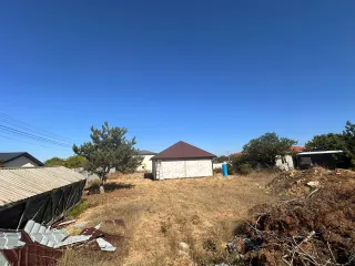 Жилой дом 87.3 кв.м и участок 486 кв.м в Севастополе. Дом расположен по адресу: Российская Федерация, город Севастополь, внутригородское муниципальное образование Гагаринский муниципальный округ, территория ТСН СНТ Кристалл-2, дом 54. Кадастровый номер дома: 91:02:006004:1614. Земельный участок…