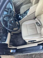 BMW 528i xDrive, 2014, VIN: Х4Х5А76460D364355. Легковой автомобиль, марка: BMW 528i xDrive, год изготовления: 2014, VIN: Х4Х5А76460D364355, вид собственности: индивидуальная, пробег 221229 км. Находится в залоге у АО Азиатско-Тихоокеанский Банк.