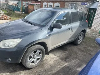 Toyota RAV4 2008, VIN JTMBH31V106078300. Автомобиль является предметом залога КБ «LOKO-Bank» (АО).