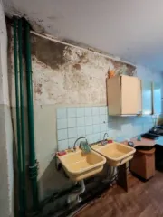 1/4 доля комнаты, 11.7 кв.м, Кировская область. Назначение: жилое, этаж: 4, адрес: Кировская область, г Киров, ул Воровского, 95А, 8к210, кадастровый номер: 43:40:000340:721.