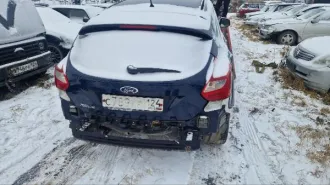 Ford Focus 2013 года, госномер С789КР124, VIN X9FKXXEEBKDP14916, двигатель № DP14916. Цвет синий. Комплектность и состояние не проверялись, имущество обращено в доход государства. Документы отсутствуют. Находится в Красноярске. Пробег: 0 км. Объем двигателя, коробка передач, привод и мощность…