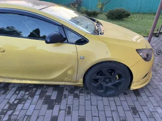 Opel ASTRA GTC P-J/SW 2013 Легковой автомобиль, марка Opel АСТРА GTC P- J/SW, VIN XWFPF2DC1D0013816, 2013 г.в.Находится в залоге у ПАО Сбербанк. На имущество наложены ограничения в виде запрета на регистрационные действия. Недостатки: • требуется ТО. • Не работает кондиционер (возможно заправить…