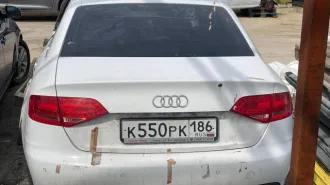 Audi A4 2010 года, 120 лс, АКПП. Автомобиль audi a4 2010 г.в. гос рег. знак К550РК186, VIN: XW8ZZZ8K8AG000252. Состояние неудовлетворительное. Автомобиль после ДТП. В результате ДТП автомобиль получил
следующие механические повреждения: передняя левая дверь, переднее левое крыло, задний
бампер…