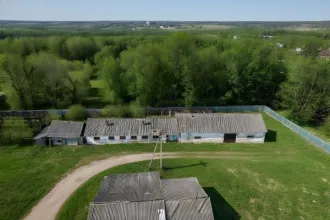 Недвижимость в с. Гагаринская Новоселка, 2071,1 кв. м, Ярославская область. Имущество, расположенное по адресу: Ярославская область, р-н Переславский, с/о Глебовский, с. Гагаринская Новоселка, ул. Садовая, с земельным участком, в составе: психоневрологический институт, КН 76:11:010101:917, неж., 2…