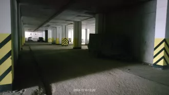Нежилое помещение - 1 363,4 кв.м, кадастровый номер 63:01:0708002:4569
Адрес: Самарская обл., г. Самара, Промышленный р-н, ул. Губанова, д. 9, гаражное место 1-11
Ведется работа по освобождению от имущества третьих лиц