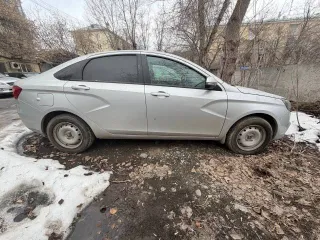 Lada Vesta 2017 года, 106 л.с., пробег 333000 км. VIN: XTAGFL110HY091667, регистрационный знак Т659ВМ196.