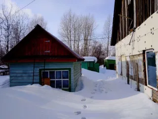 Земельный участок (площадь: 2 306 кв.м., кадастровый (условный) номер: 42:24:0401024:390), жилой дом (площадь: 66,8 кв.м., кадастровый (условный) номер: 42:24:0401024:784, расположенный по адресу: Кемеровская область, г. Кемерово, ул. Алма-Атинская, д.17).