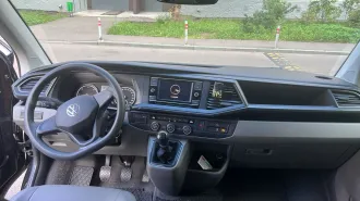 Volkswagen Caravella 2021, тип ТС Легковое прочее, категория ТС B/M1, год выпуска 2021, шасси отсутствует, кузов №WR2ZZZ7HZMH068715, цвет черный, экологический класс пятый, паспорт ТС №164302020304521, технически допустимая масса 3080 кг, масса в снаряженном состоянии 2150 кг.