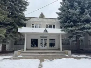 Нежилое помещение площадью 4760,6 кв.м, кадастровый номер 31:18:0602004:329, адрес: Россия, Белгородская область, г. Шебекино, ул. Ржевское шоссе, 20. Земельный участок площадью 7406 кв.м, категория земель: земли населённых пунктов, вид разрешённого использования: под производственной базой…