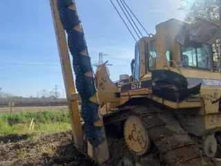 Экскаватор гусеничный Hyundai R300LC-9SH, заводской номер HHKHZ808LE0000183, 2014 год выпуска, госномер 58 УЕ 9248 (63 СВ 9366). Экскаватор гусеничный Hyundai R300LC-9S, заводской номер HHKHZ810LE0001178, 2014 год выпуска, госномер 58 УЕ 9241 (63 СВ 9362). Трактор ДТ-75 ДЕРС2 с буровой установкой…