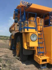 БелАЗ-75589 2022 года, VIN Y3B75589JN0000537. Самосвал карьерный, категория А III. Год изготовления 2022. Модель двигателя 12М33, номер 39211.000980. Цвет кузова желтый. Мощность двигателя 900 кВт, рабочий объем 39200 см³. Паспорт самоходной машины RU CB 720169 от 06.05.2022. Свидетельство о…