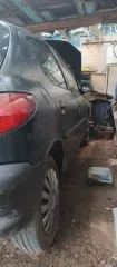 Peugeot 206, 2002 г.в., гос. номер H796KX30, VIN VF32AKFWF42681456, цвет зеленый.