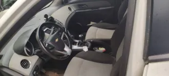 Chevrolet Cruze, 2012 года, 109 лс, 171000 км, легковой автомобиль, цвет белый, VIN: XUFJF696JC3084846, г/н: Е144ОО53.