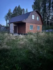 Дом 96,9 кв.м. и земельный участок 1000 кв.м. в Свердловской обл. Дом, площадью 96,9 кв.м., с кадастровым номером: 66:42:0201003:2799, расположенный на земельном участке, площадью 1 000 кв.м., с кадастровым номером: 66:42:0201003:1467, по адресу: Свердловская область, г. Заречный, кв-л Соловьиная…