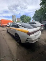Kia K5 (Kia K5) 2021 года, 160 л.с., 98937 км, АКПП. Идентификационный номер VIN: KNAG241ABMA130407, год выпуска 2021, в хорошем состоянии. Автомобиль находится в залоге у АО «ОТП Банк».