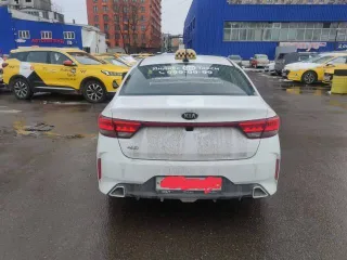 Автомобиль Kia Rio, седан, год выпуска 2021, VIN: Z94C241BBMR246175, цвет: белый-желтый-серый, государственный регистрационный номер: О301ВХ76
