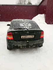 Opel Astra Edition, 1999 г.в., VIN W0L0TGF48Y5013957. МКПП, кондиционера нет. Из недостатков под замену задние арки и пороги, а также мелкие сколы и царапины по кузову в силу возраста.