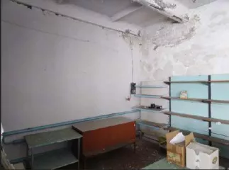 Земельный участок. Кадастровый номер: 22:26:010102:170. Площадь: 479 кв. м. Местоположение: Российская Федерация, Алтайский край, Локтевский р-н, с.Локоть, ул. Октябрьская, 25 и 
Нежилое здание на нем, кадастровый номер: 22:26:010102:474. Площадь: 151,2 кв. м.