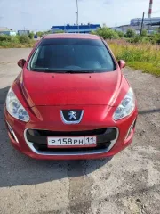 Легковой автомобиль Peugeot 308, 2011 год, красный цвет. VIN: Z8T4C5FS9BM017140, ПТС: 4300775997, госномер: P158PH11, номер двигателя: 88/120, экологический класс 4. Разрешенная максимальная масса 1835 кг, масса без нагрузки 1387 кг.