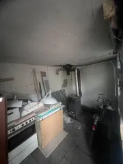 Продается имущество в Таганроге по адресу: пер. 9-й Новый, д. 1-б. В состав входят: нежилое здание общей площадью 123,5 кв. м (1 этаж), сарай 14,8 кв. м, туалет 5,1 кв. м (реестровый номер П2300001090) и земельный участок площадью 383 кв. м (кадастровый номер 61:58:0004023:2). Общая площадь…