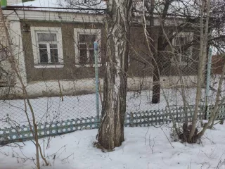 2/13 доля в праве на жилое здание, площадь: 79,3 кв.м., кадастровый номер: 36:34:0406006:65 и и право пользование земельным участком, площадь: 416 кв.м., категория земель: Земли населенных пунктов, разрешенное использование: Под строительство индивидуального жилого дома, кадастровый номер…