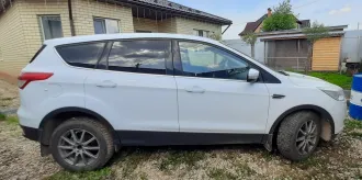 Ford Kuga 2013 года VIN Z6FAXXESMADP42132 в залоге у ПАО "Совкомбанк". Фото приложены.