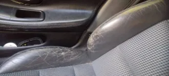 Peugeot 406, 2001 г.в., госномер У596МВ51, VIN VF38B3FZF81236089, двигатель 10LJ020212892, мощность 158 л.с. (116.2 кВт), объем 2230 см³, черный цвет, масса 1910 кг, снаряженная масса 1370 кг.