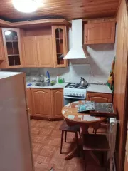 Земельный участок площадью 1221 +/-24 кв. м, категория земель: земли сельскохозяйственного назначения, разрешенное использование: для садоводства, расположенный по адресу: Московская область, р-н Ногинский, рп им Воровского, снт Локомотив-3, с кадастровым номером: 50:16:0604038:523. Дом…