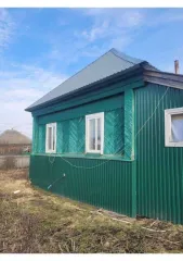 Доля дома 54,9 м² и участка 1664 м² в Ульяновской области. 1/3 доля в праве на жилое здание, площадь 54,9 кв.м., кадастровый номер 73:04:041702:92 и 1/3 доля в праве на земельный участок, площадь 1664 кв.м., категория земель: земли населенных пунктов, разрешенное использование: для ведения личного…